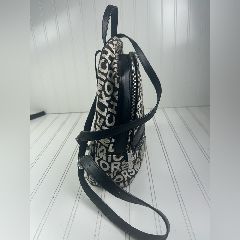 Michael Kors Kenly Large Backpack 35S0SY9B7J Black Multi White Logo NWT - Picture 3 of 10